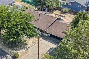 1121 NE Hawthorne Ave, Myrtle Creek, OR 97457 - Photo 41