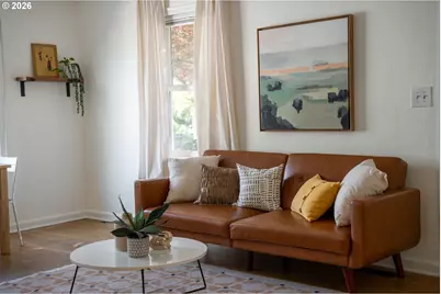 9568 N Ivanhoe St, Portland, OR 97203 - Photo 9