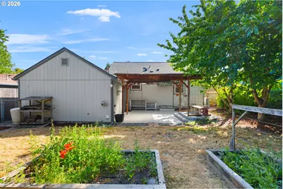 9568 N Ivanhoe St, Portland, OR 97203 - Photo 27