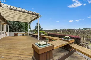2635 NW Canyon Dr, Redmond, OR 97756 - Photo 35
