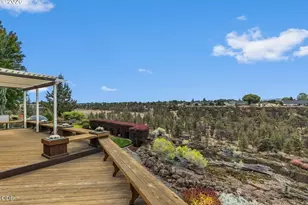 2635 NW Canyon Dr, Redmond, OR 97756 - Photo 5