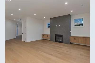 154 E Airedale Ave, La Center, WA 98629 - Photo 11