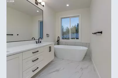 154 E Airedale Ave, La Center, WA 98629 - Photo 37