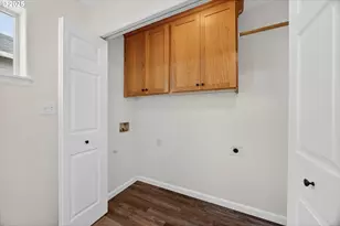 808 King Dr, Rainier, OR 97048 - Photo 15