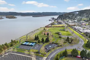 808 King Dr, Rainier, OR 97048 - Photo 41