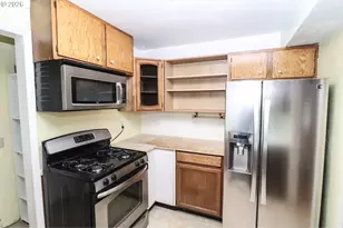 624 Tinamou Ln, Springfield, OR 97477 - Photo 15