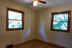 10329 NE Brazee St, Portland, OR 97220 - Photo 17