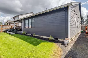 2893 4th St, Hubbard, OR 97032 - Photo 29