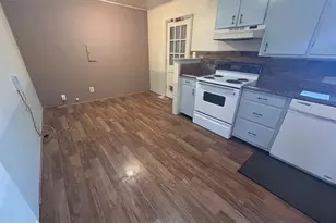 769 NE Christian St, Myrtle Creek, OR 97457 - Photo 5