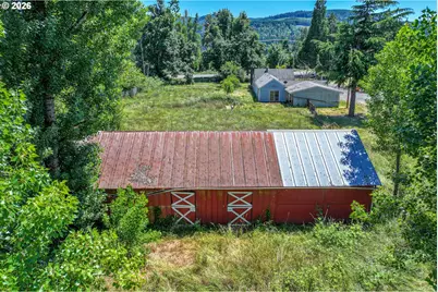 39565 McKenzie Hwy, Springfield, OR 97478 - Photo 25