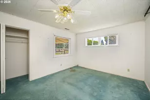 39565 McKenzie Hwy, Springfield, OR 97478 - Photo 11