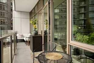 949 NW Overton St, Portland, OR 97209 - Photo 23