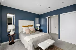 949 NW Overton St, Portland, OR 97209 - Photo 17