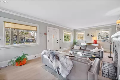 2532 NE 49th Ave, Portland, OR 97213 - Photo 5