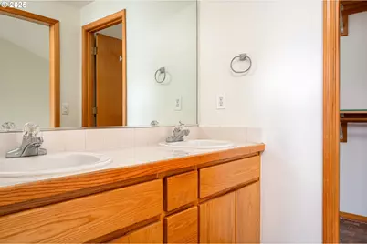 18254 SW Smokette Ln, Beaverton, OR 97003 - Photo 21