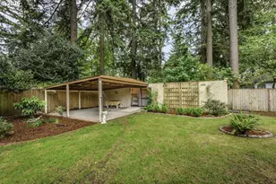 916 NE 111th Ave, Portland, OR 97220 - Photo 33