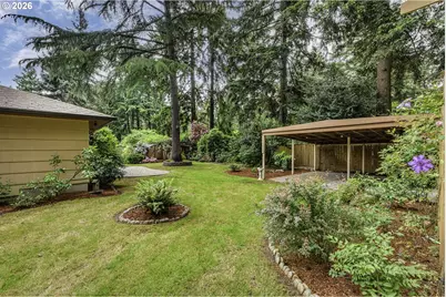 916 NE 111th Ave, Portland, OR 97220 - Photo 29