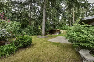 916 NE 111th Ave, Portland, OR 97220 - Photo 31