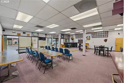 265 Central Ave, Coos Bay, OR 97420 - Photo 21