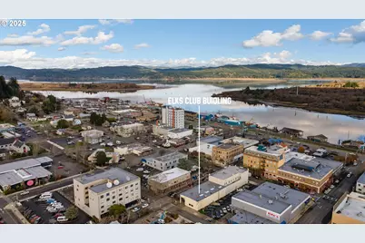 265 Central Ave, Coos Bay, OR 97420 - Photo 45