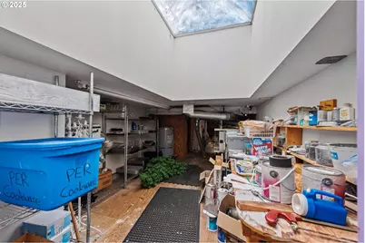 265 Central Ave, Coos Bay, OR 97420 - Photo 27