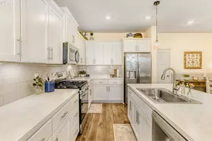 1998 NW Wessex St, McMinnville, OR 97128 - Photo 9