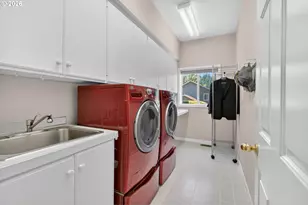 2669 Augusta St, Eugene, OR 97403 - Photo 15