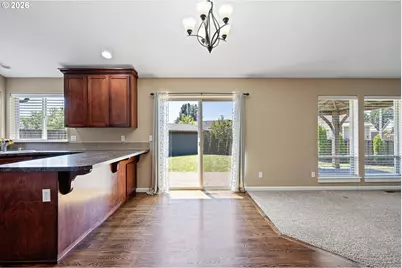 4964 Periwinkle Dr, Salem, OR 97317 - Photo 17