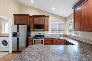 4964 Periwinkle Dr, Salem, OR 97317 - Photo 15