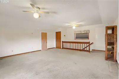 826 NE Hood St, Hillsboro, OR 97124 - Photo 21
