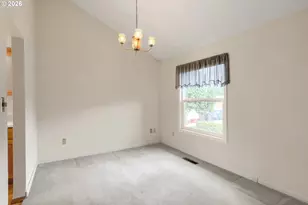 826 NE Hood St, Hillsboro, OR 97124 - Photo 7