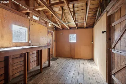 3503 Ehrck Hill Dr, Hood River, OR 97031 - Photo 31