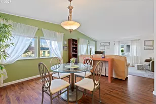 17621 NW Shady Fir Loop Loop, Beaverton, OR 97006 - Photo 5