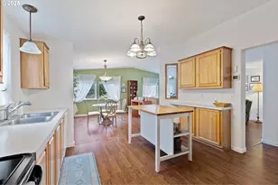 17621 NW Shady Fir Loop Loop, Beaverton, OR 97006 - Photo 7