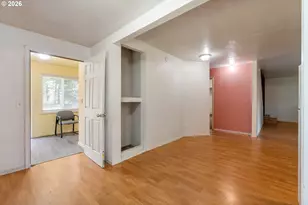 23939 Raze Rd, Elmira, OR 97437 - Photo 15