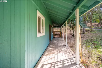 23939 Raze Rd, Elmira, OR 97437 - Photo 7