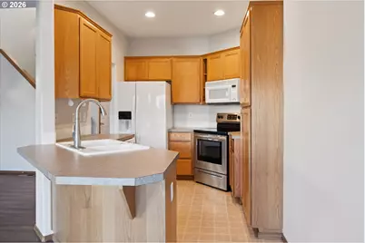 162 Alli Ct, Gladstone, OR 97027 - Photo 9