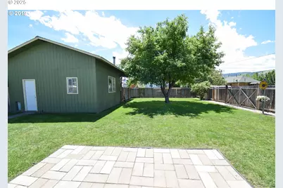 1412 T Ave, La Grande, OR 97850 - Photo 15