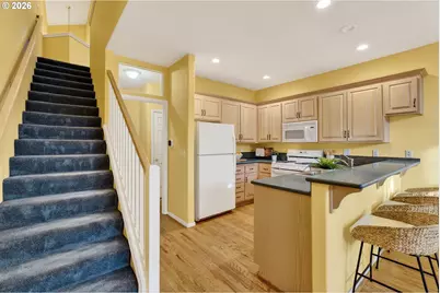 4714 SW 2nd Ct, Portland, OR 97239 - Photo 7