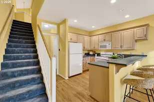 4714 SW 2nd Ct, Portland, OR 97239 - Photo 7