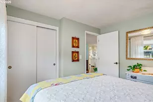 915 Madison St, Silverton, OR 97381 - Photo 33