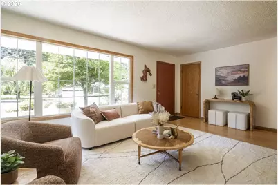 7650 SW 84th Ave, Portland, OR 97223 - Photo 9
