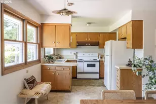 7650 SW 84th Ave, Portland, OR 97223 - Photo 11