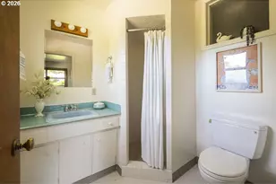 7650 SW 84th Ave, Portland, OR 97223 - Photo 29