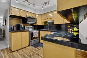 19138 Pilkington Rd, Lake Oswego, OR 97035 - Photo 11