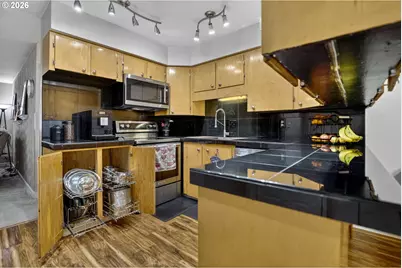 19138 Pilkington Rd, Lake Oswego, OR 97035 - Photo 11