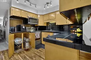 19138 Pilkington Rd, Lake Oswego, OR 97035 - Photo 11