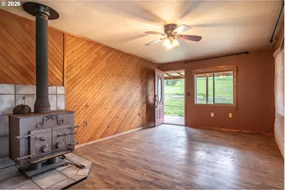 168 Breezy Ln, Roseburg, OR 97470 - Photo 27