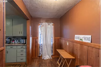 168 Breezy Ln, Roseburg, OR 97470 - Photo 29