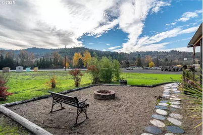 168 Breezy Ln, Roseburg, OR 97470 - Photo 21
